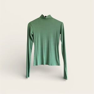 Mott50 Women's Roule Turtle Neck Top UPF 50+ Size Small